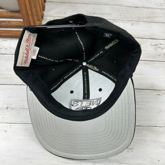 Mitchell and Ness NBA Brooklyn Nets Snapback Basketball Hat Cap All Black‎ OS - Picture 7 of 10